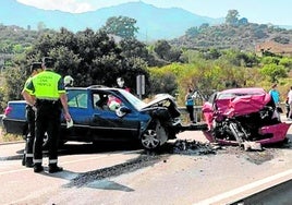 Imagen de un accidente de tráfico en una carretera de Málaga.