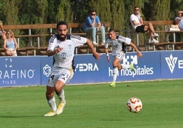 El jugador australiano del Marbella Edwards.