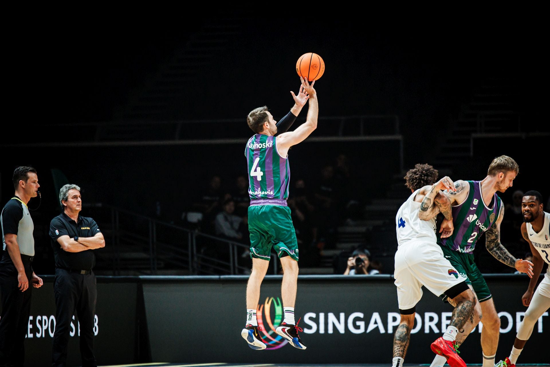 El partido Petro de Luanda - Unicaja, en imágenes