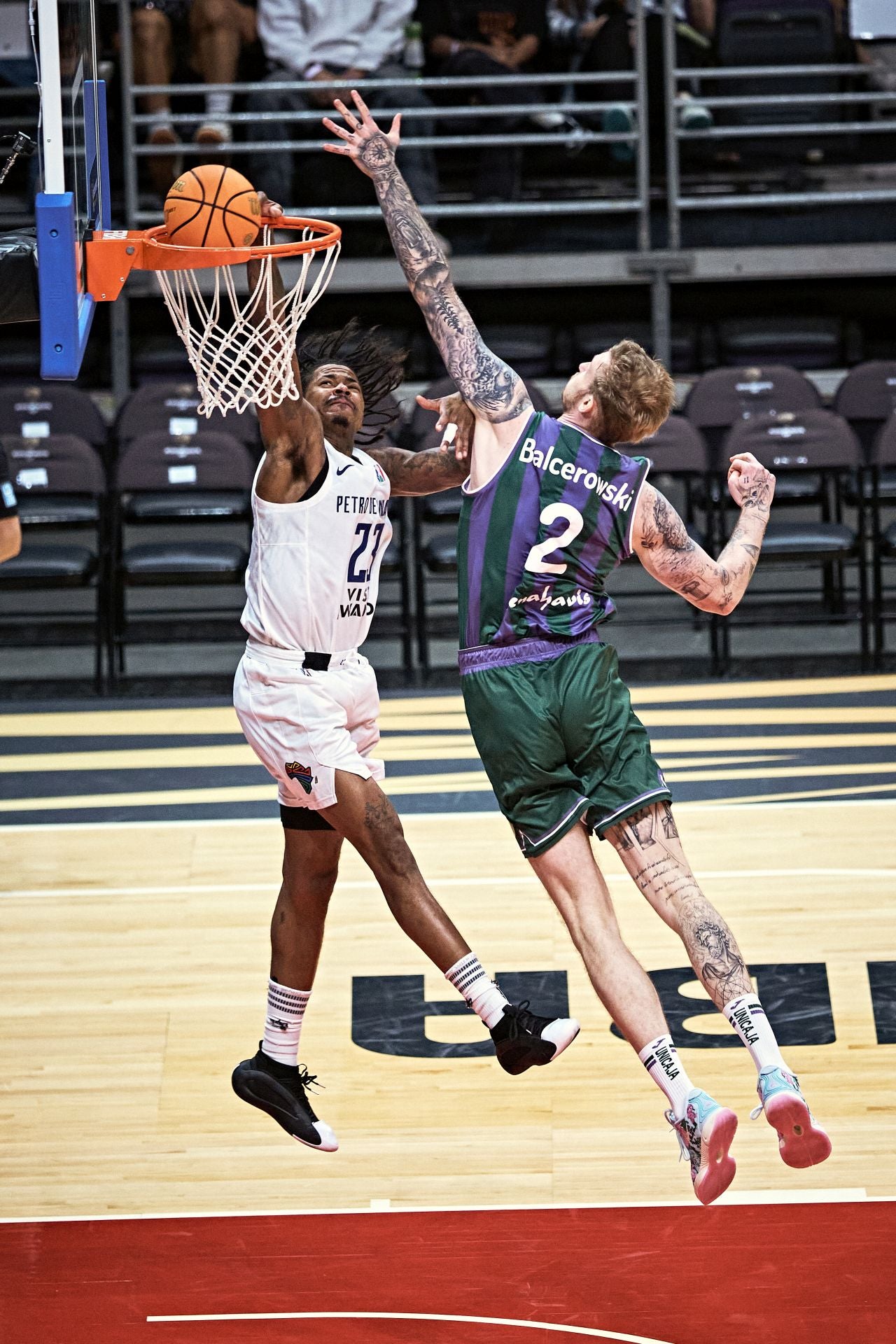 El partido Petro de Luanda - Unicaja, en imágenes