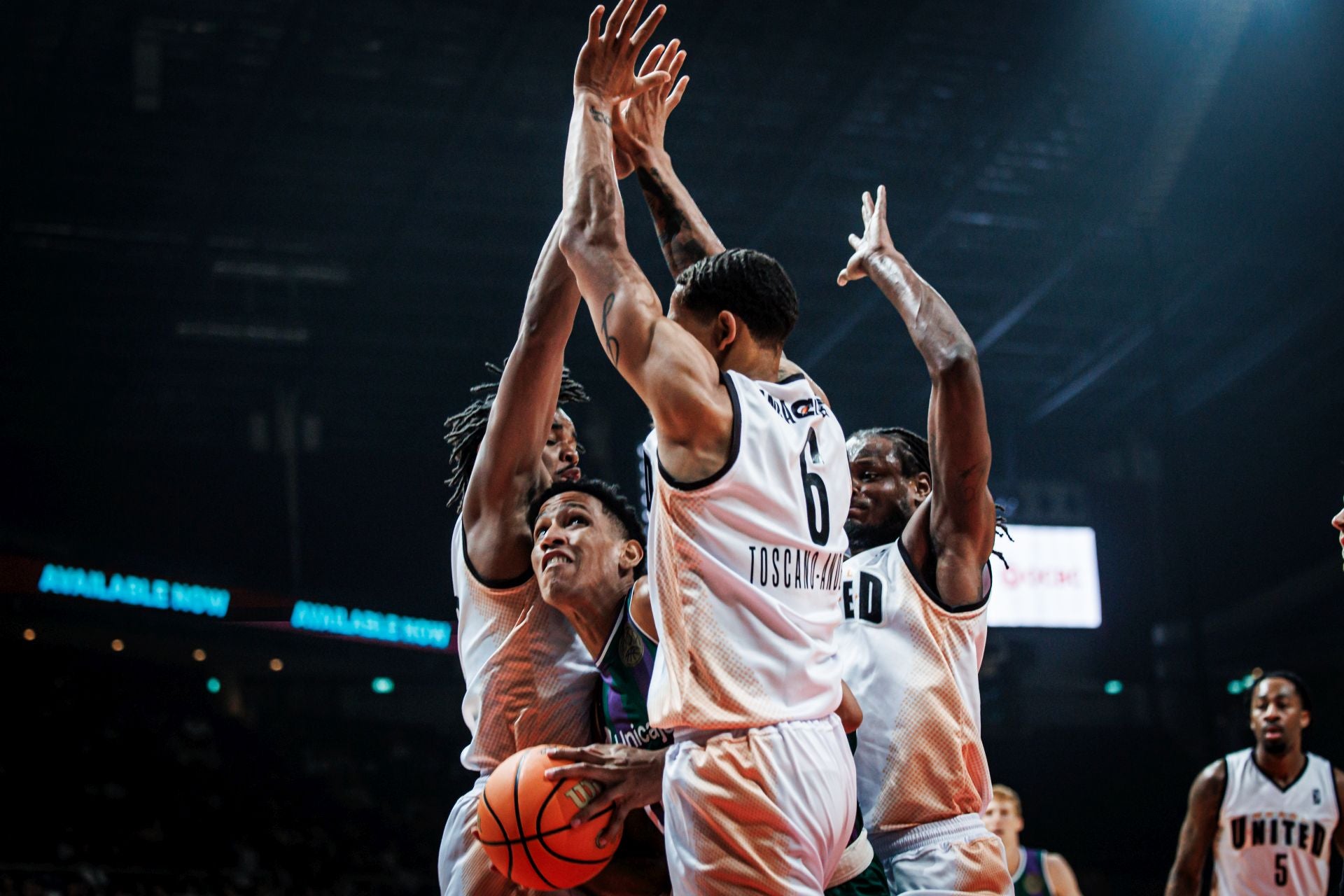 Las mejores fotos del Unicaja - G League United en final de la Copa Intercontinental