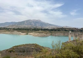 El embalse de La Viñuela encara los últimos días de septiembre con 24 hectómetros cúbicos, al 14,6% de su capacidad.