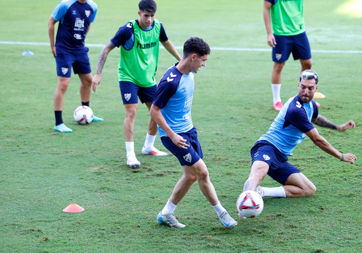 Los jugadores del Málaga, en un entrenamiento reciente.