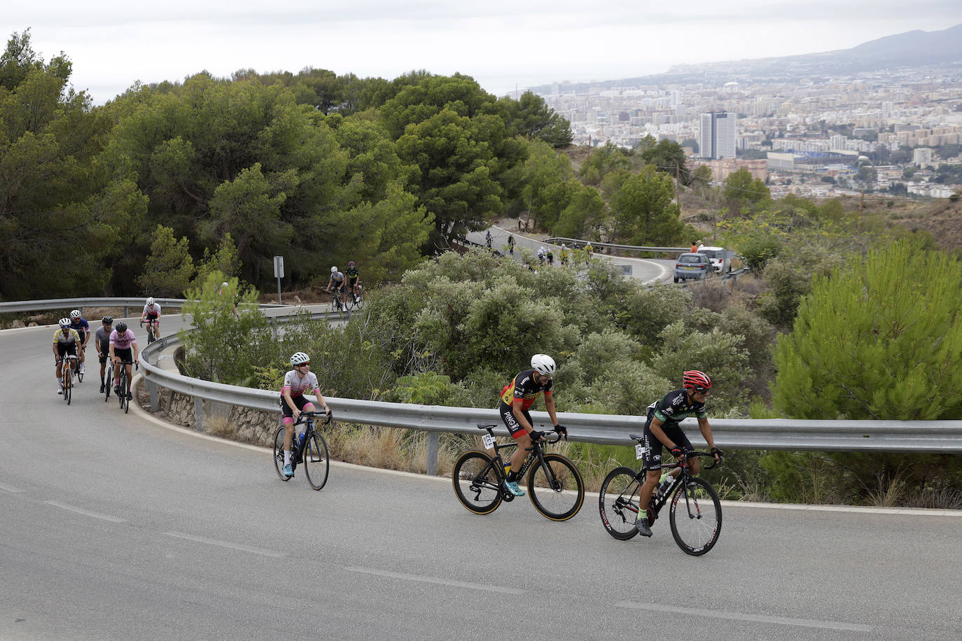 Casi 500 ciclistas participan en la Subida a la Fuente de la Reina