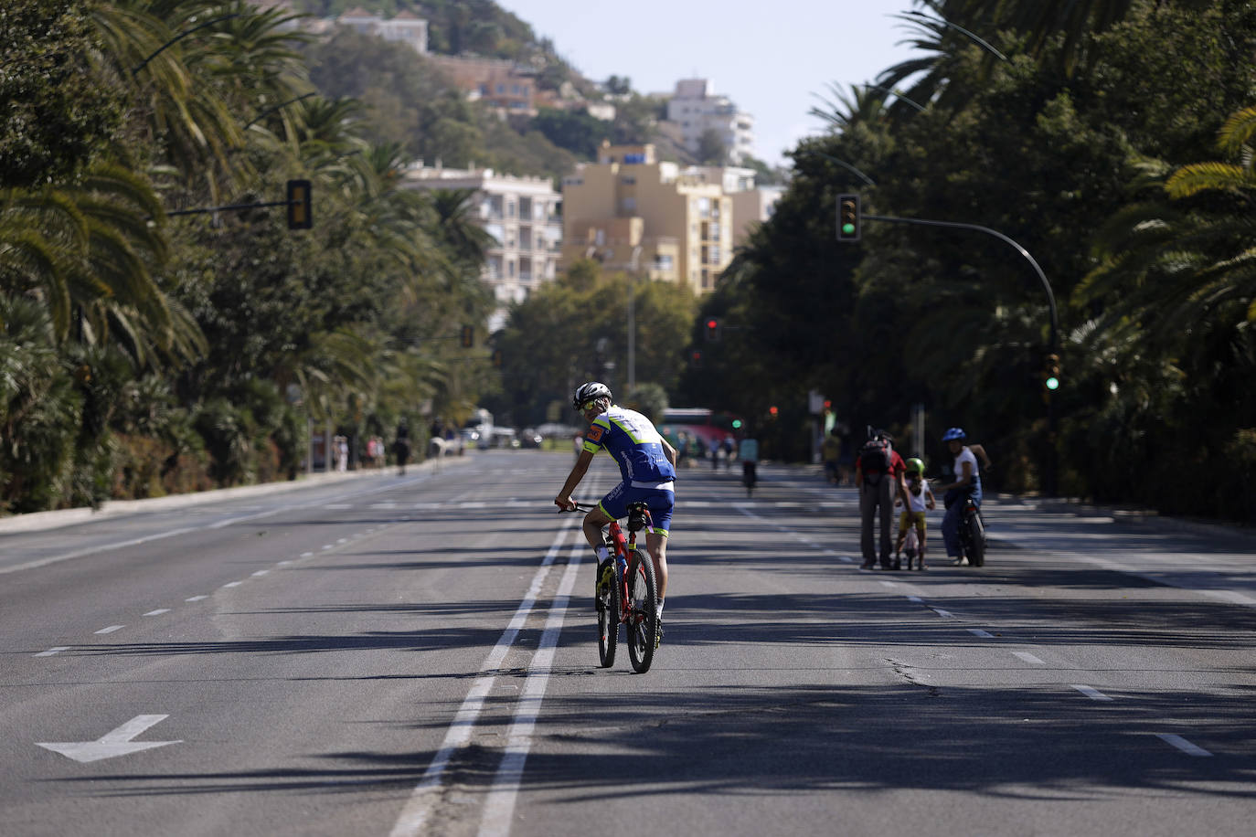 Bicicletada durante el Día Sin Coches en Málaga