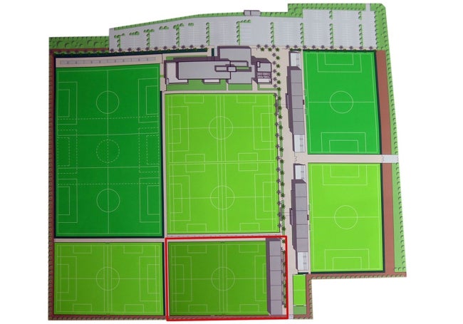 Esta es la imagen prevista para La Academia, que ha sufrido algunos retoques. Estos cambios se centran en el tipo de césped utilizado en cada campo. Los nuevos terrenos de juego son los de abajo a la derecha y arriba a la izquierda, mientras que están construidos ya los dos centrales y el de arriba a derecha.