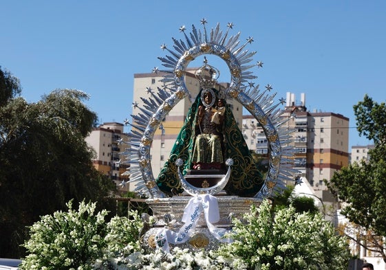 La Virgen de la Cabeza, durante la salida procesional del año pasado.