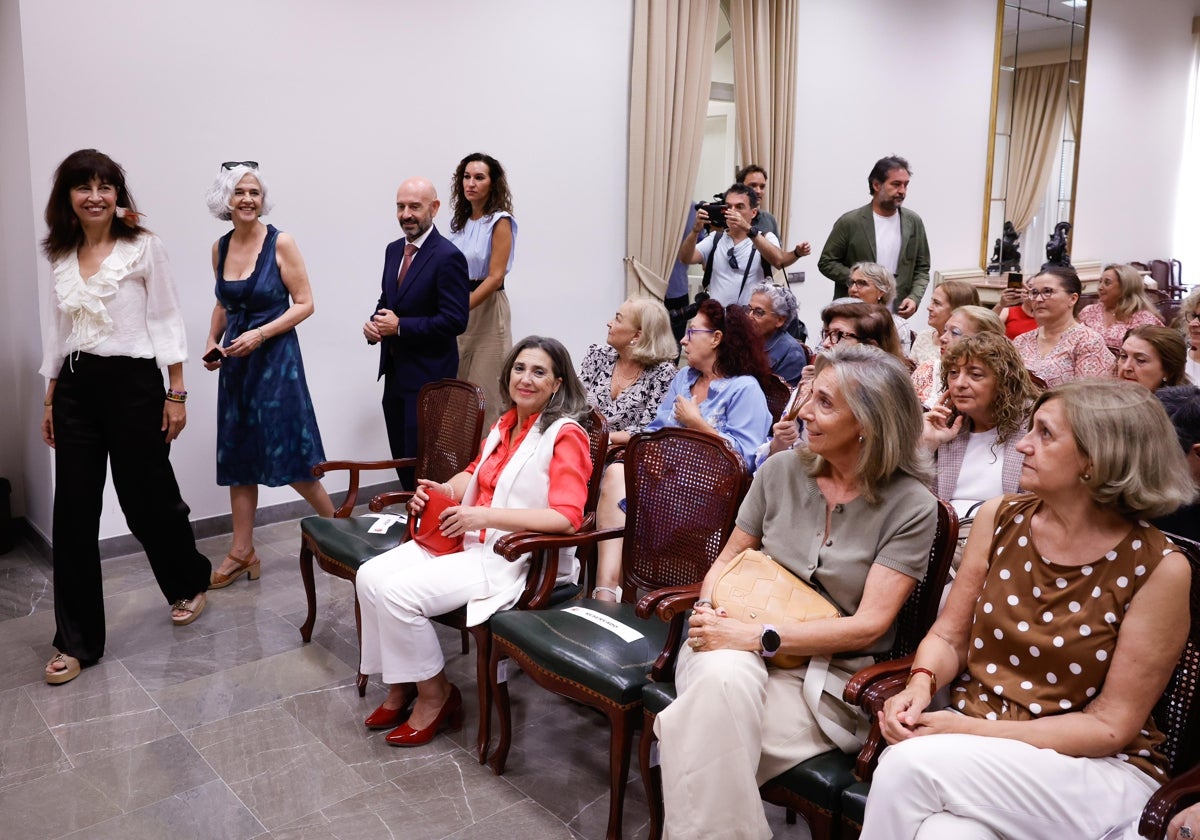 La ministra Redondo se ha reunido hoy con representantes de colectivos femnistas en Málaga.