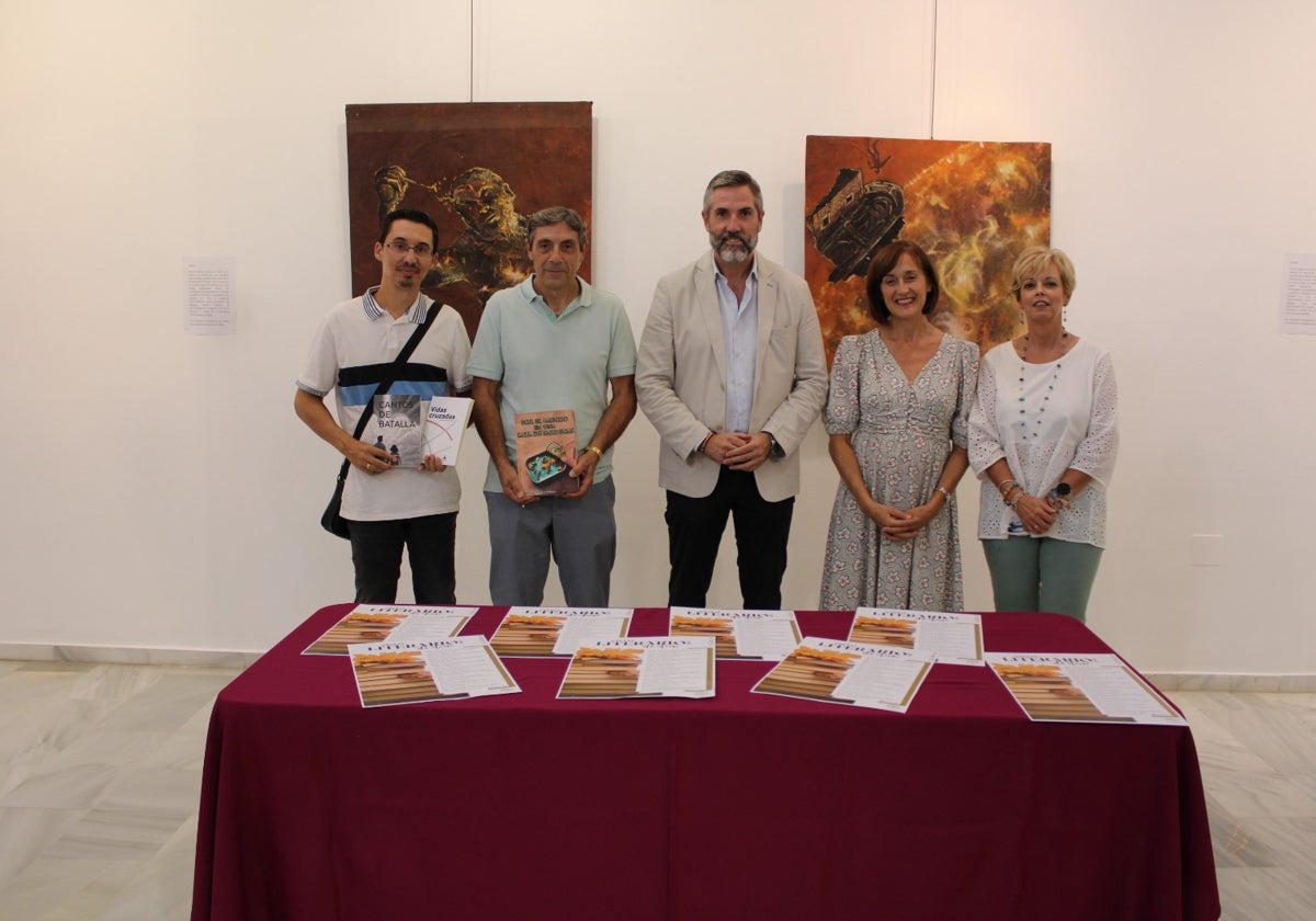 Presentación del ciclo literario.