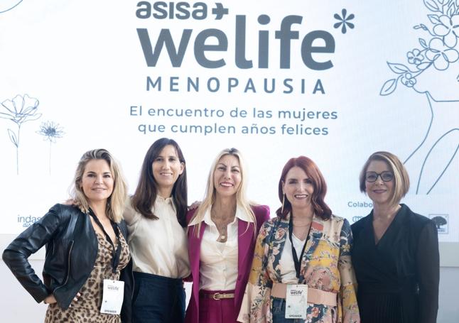 Ponentes y la directora de WeLife, María Fernández-Miranda