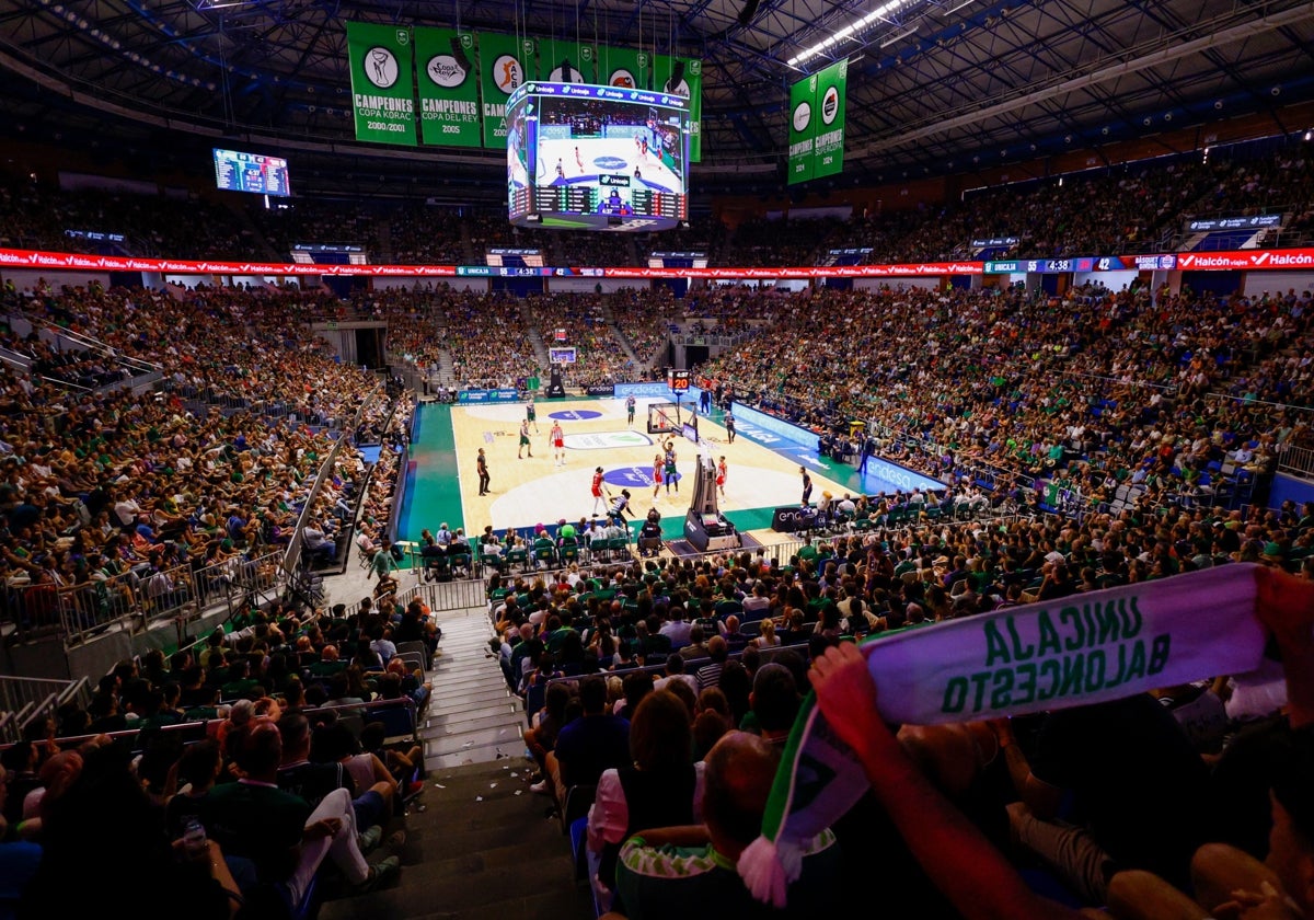 Imagen del Palacio de los Deportes durante el partido entre el Unicaja y el Girona.