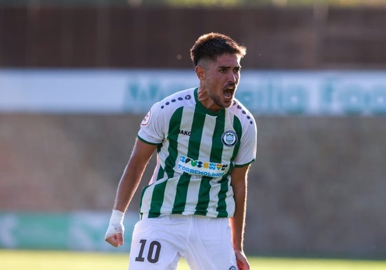 El jugador del Torremolinos Fran Castillo.