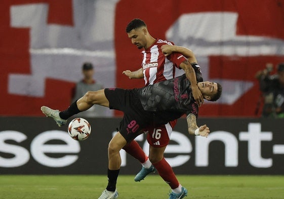 Roberto, desequilibrado en un partido de Liga Europa del Braga ante el Olympiacos.