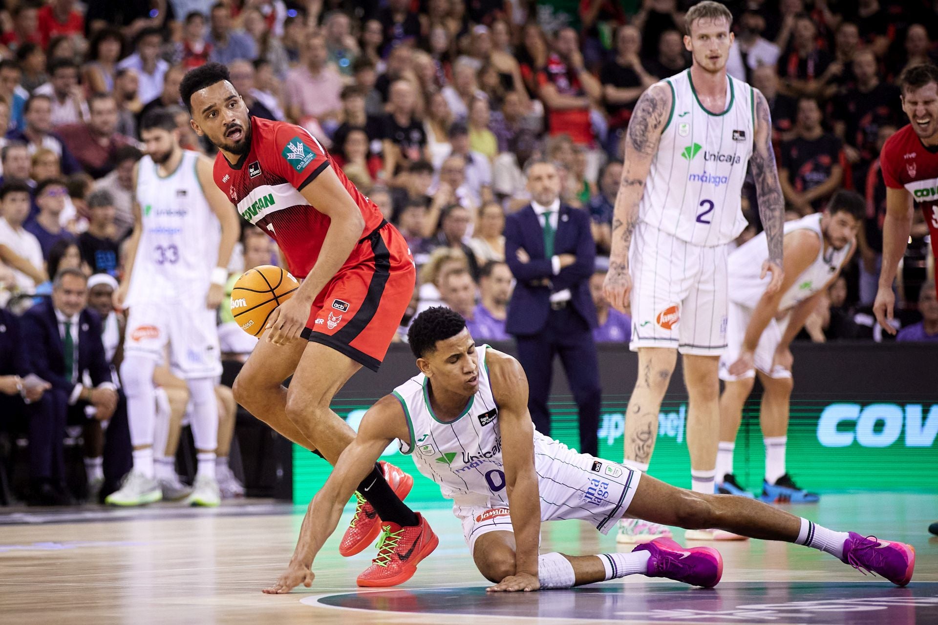 El triunfo del Unicaja en Granada, en imágenes