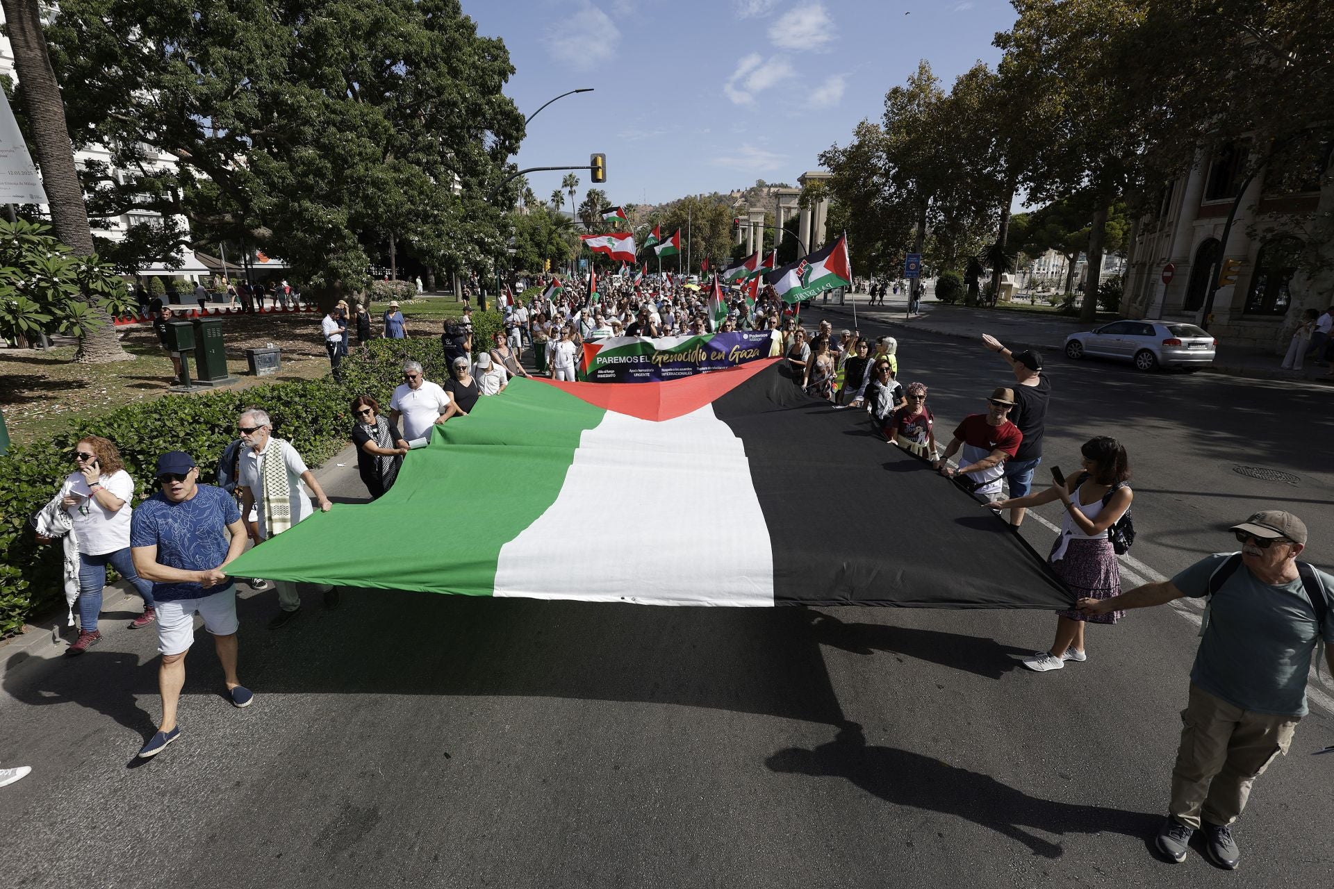 Más de mil personas salen a la calle en Málaga para pedir la paz en Palestina