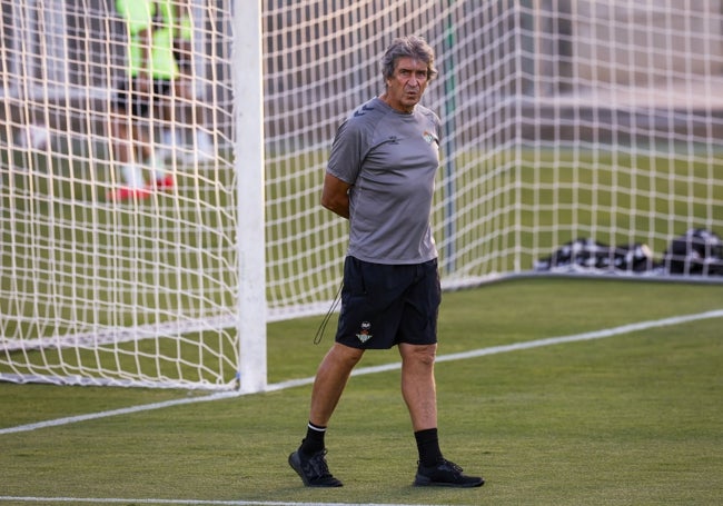 Manuel Pellegrini, en un entrenamiento.