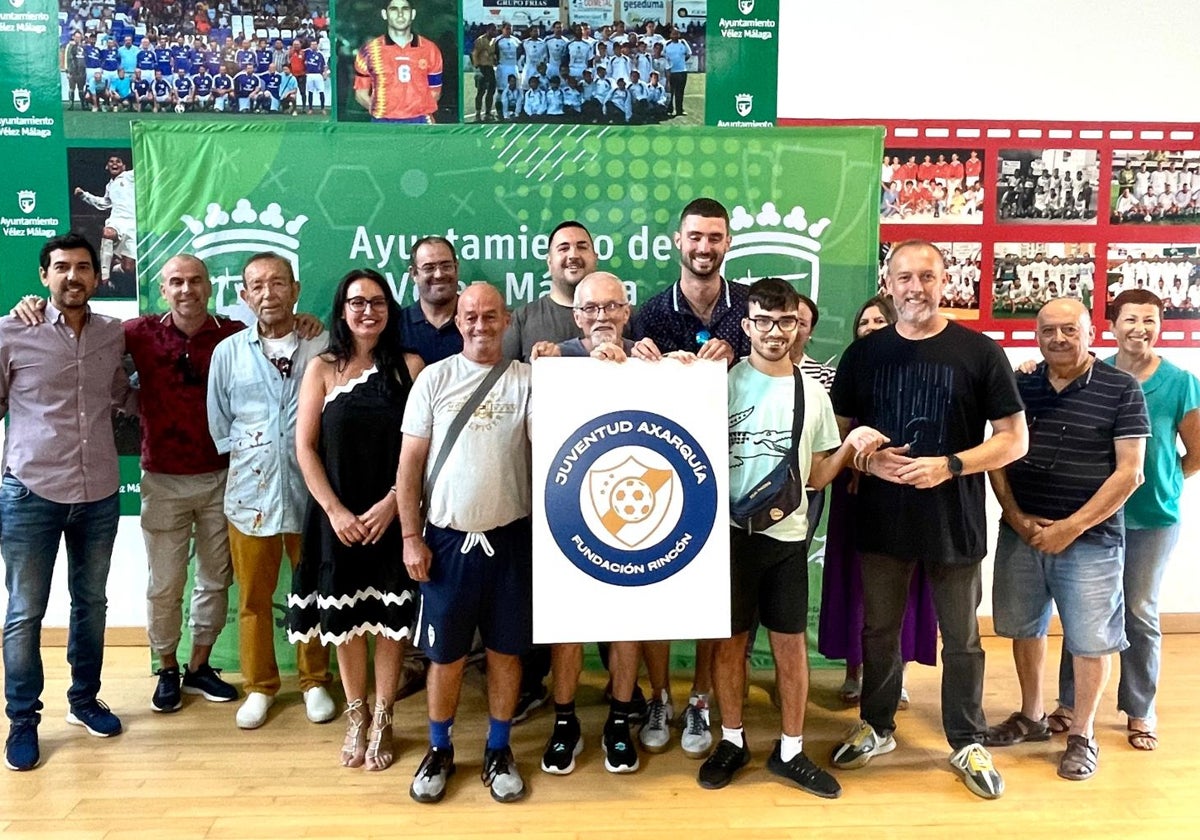 Acto de presentación del proyecto deportivo, este miércoles en Vélez-Málaga.