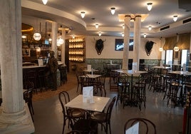 Interior del Café Chinitas.