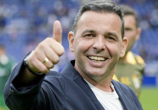 El entrenador del Oviedo, Javi Calleja.