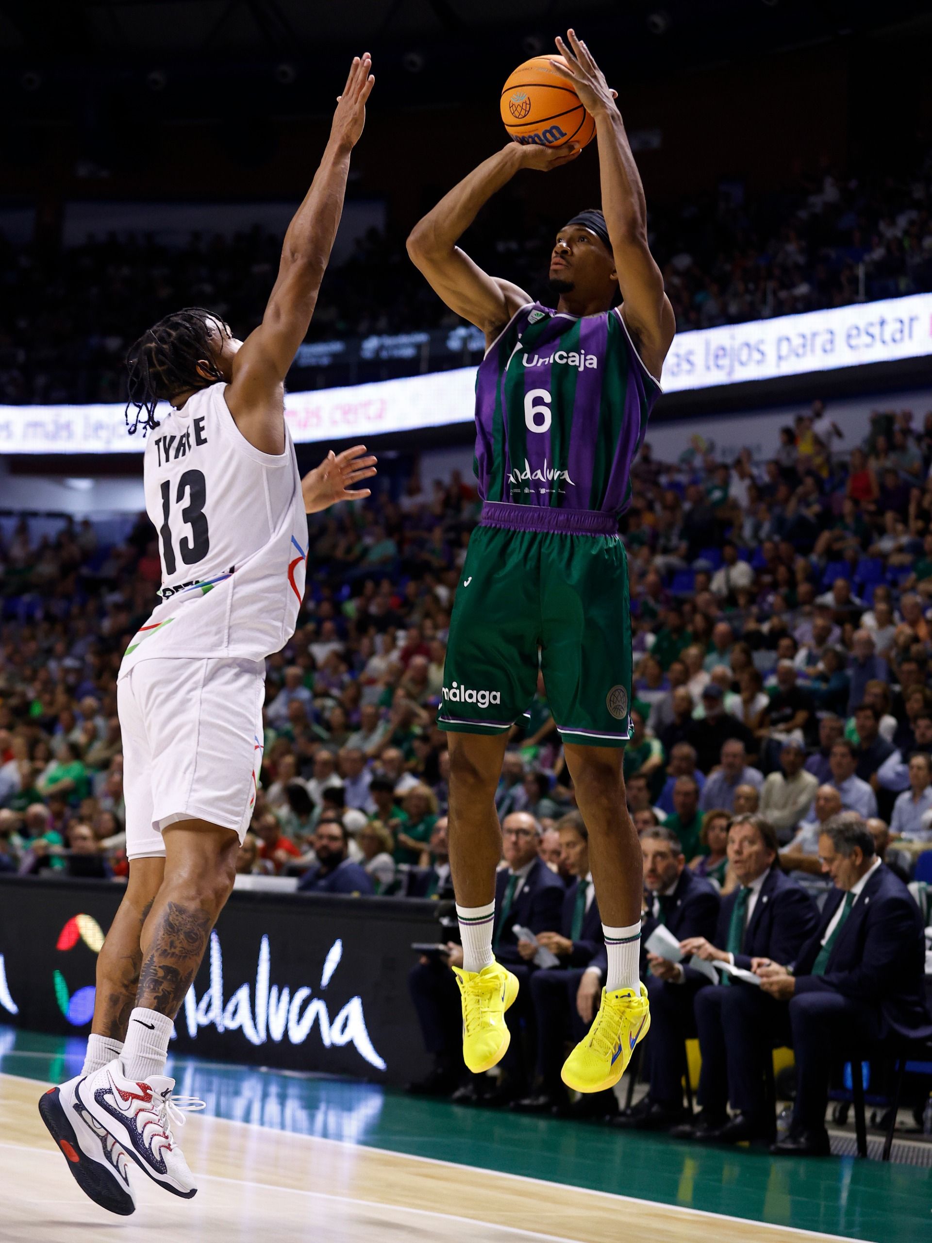 El Unicaja - Aliaga Petkimspor. en imágenes