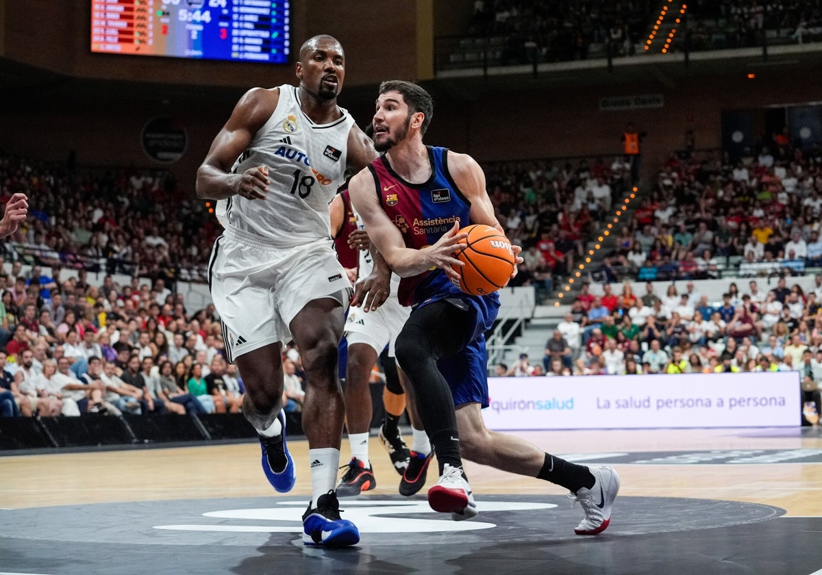 Brizuela, durante el Real Madrid-Barcelona de la Supercopa Endesa.