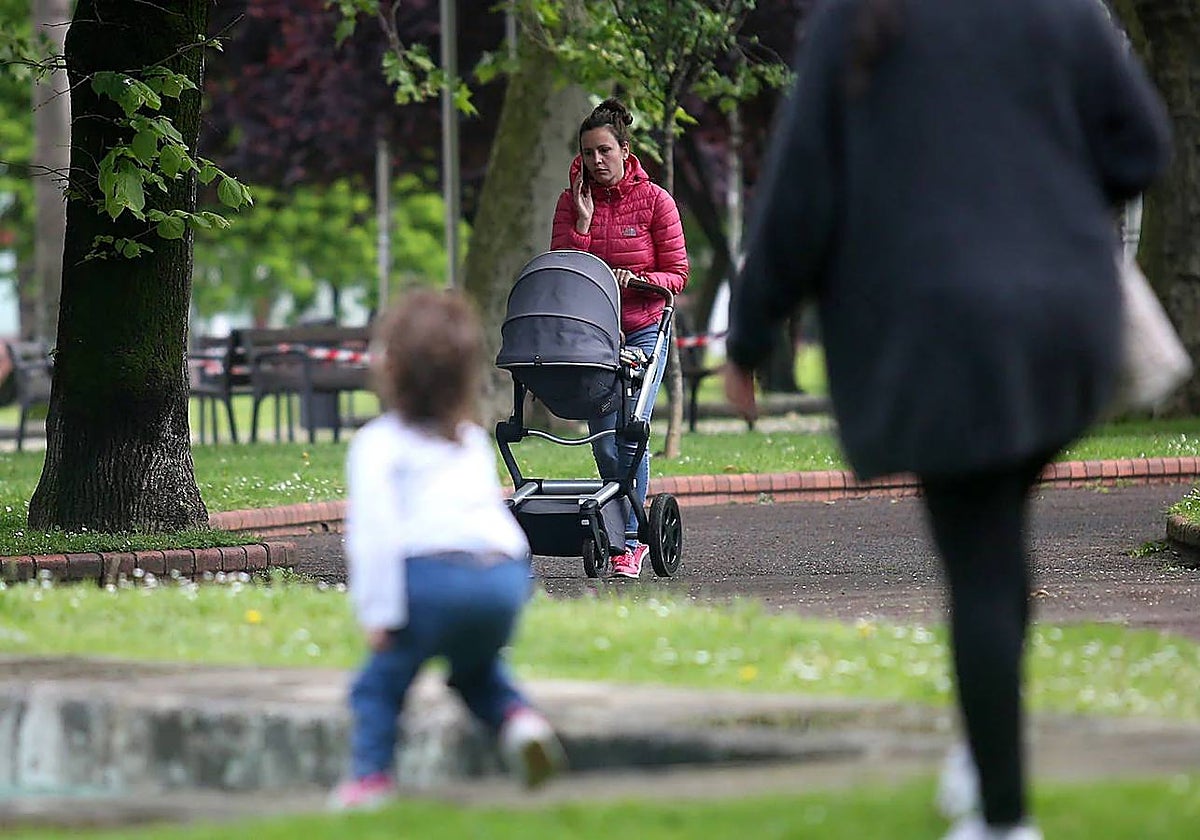 El permiso 'parental' de ocho semanas no da derecho a días de vacaciones pagados