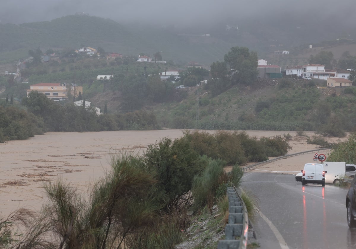 Las lluvias del martes dan aire a la agricultura.