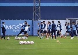 Los jugadores del Málaga, durante un entrenamiento de esta semana.