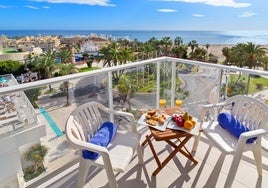 Vista de la terraza de una habitación de un hotel de la Costa el Sol.