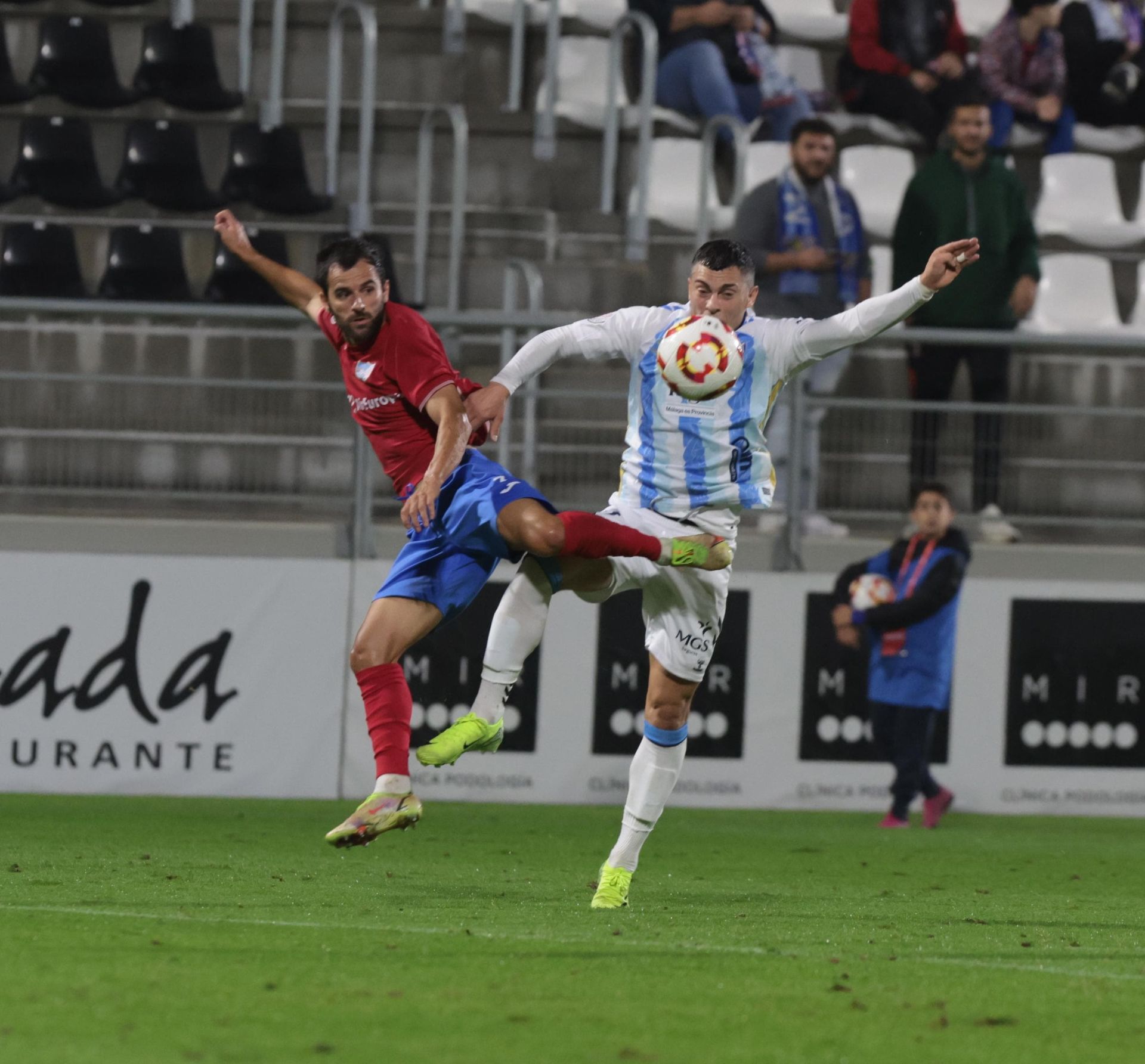 Las mejores imágenes del Estepona-Málaga en Copa del Rey