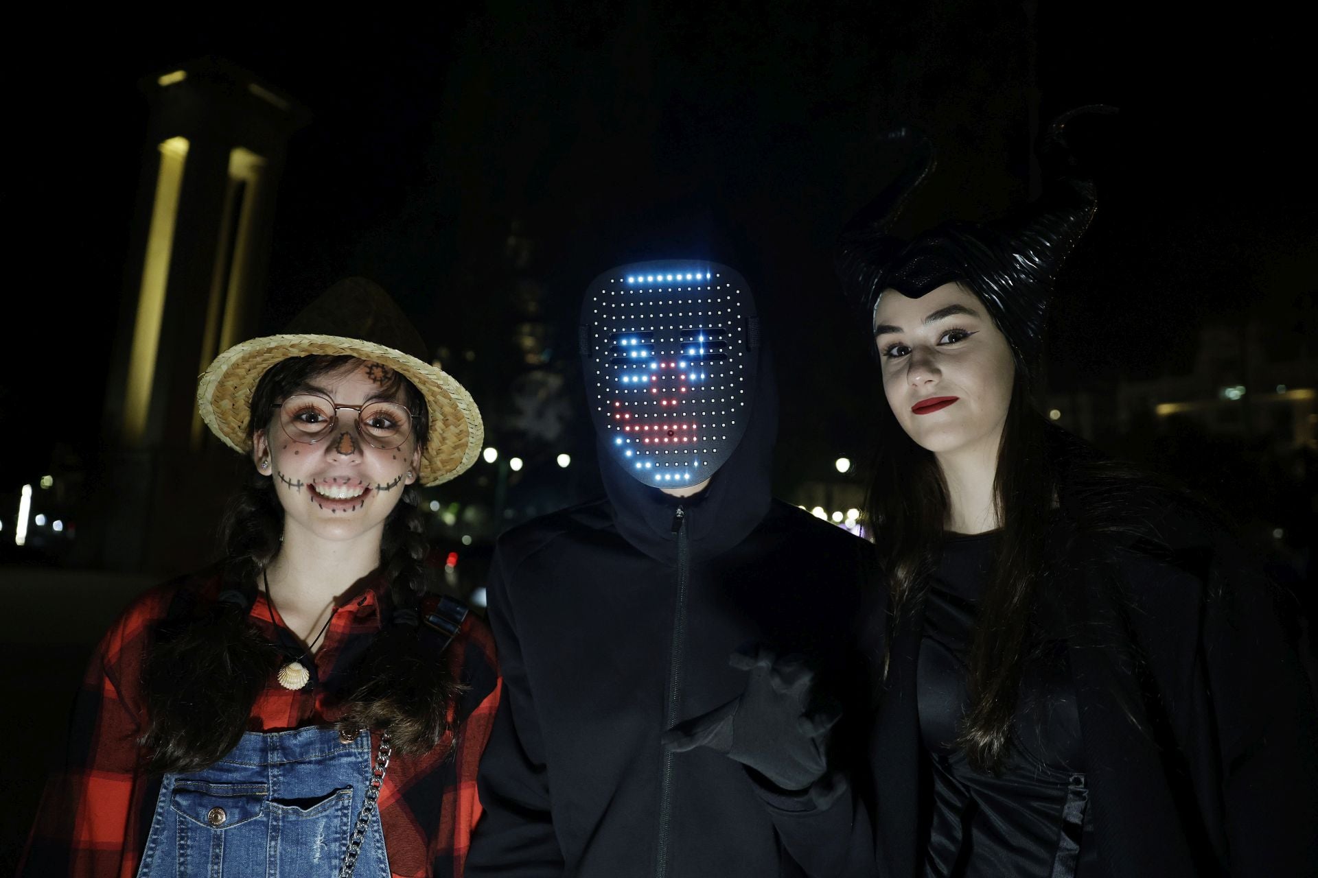 Las imágenes de un Halloween a medias en Málaga