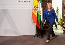 La portavoz del Gobierno andaluz, Carolina España, en su comparecencia de este martes.