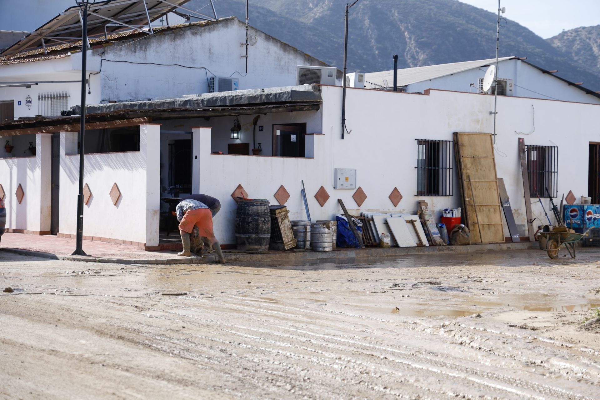 Afectados en la barriada Doña Ana, en Cártama