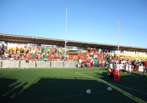 Rincón de la Victoria acogerá un partido entre veteranos del Málaga y Real Betis para visibilizar el autismo