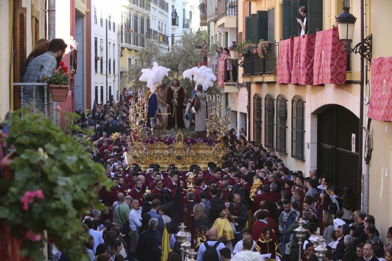 Salida procesional de Jesús del Rescate.