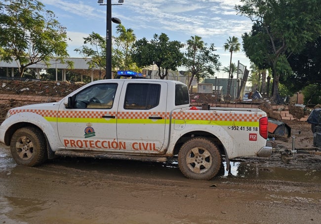 Voluntarios de Protección Civil de Alhaurín de la Torre en la Comunidad Valenciana.