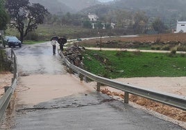 El río Guadalmedina desbordado a la altura de Casabermeja.