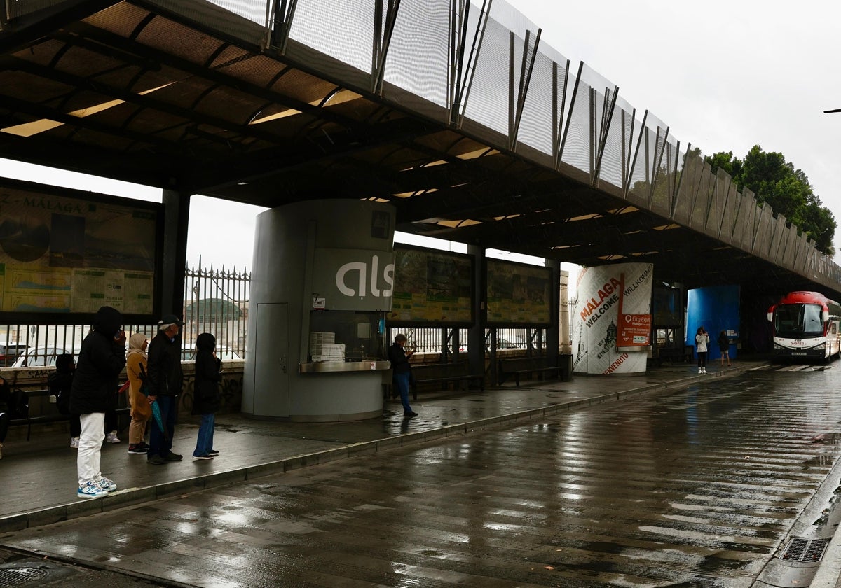 Vista de la estación de autobuses interurbanos en Muelle de Heredia en la capital.