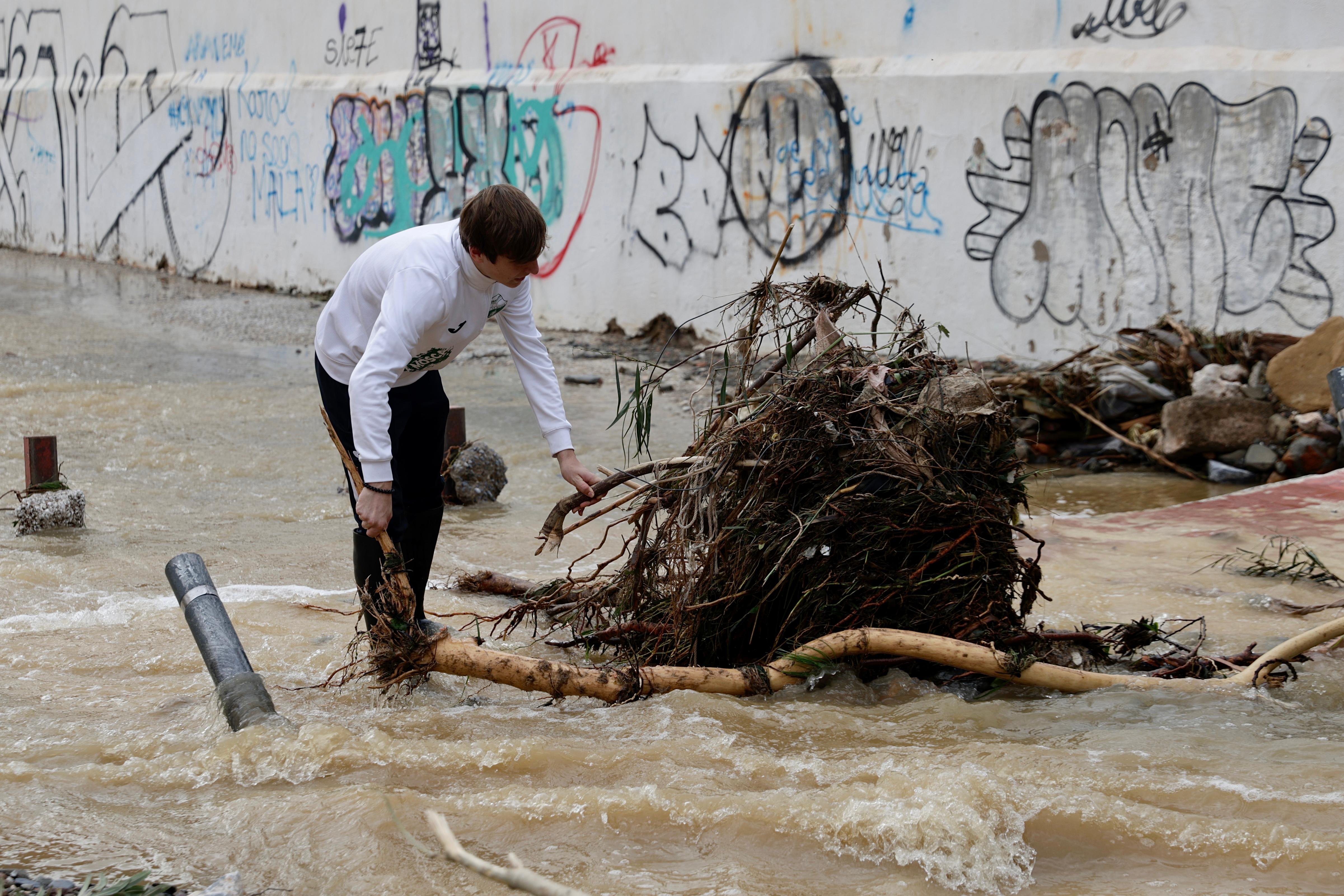 Estado del Arroyo Toquero de la capital tras las lluvias.