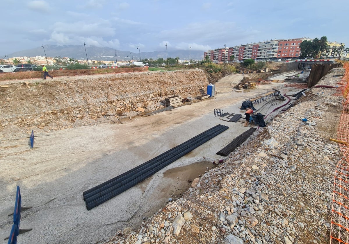 Mijas construye un tanque de tormentas capaz de recoger más de 3 millones de litros de agua