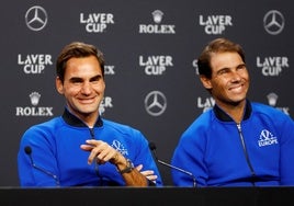 Roger Federer y Rafa Nadal, en la retirada del suizo en la Laver Cup.