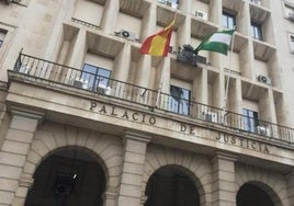 Cárcel por abusar durante cinco años de la hija menor de unos amigos en Puerto de la Torre