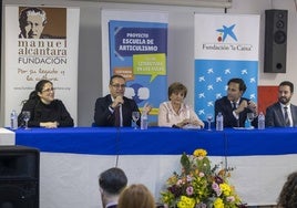 Marina Maier, Miguel Briones, Remedios Campos, Luis Felipe Siles y Cristóbal Villalobos, ayer en la presentación.