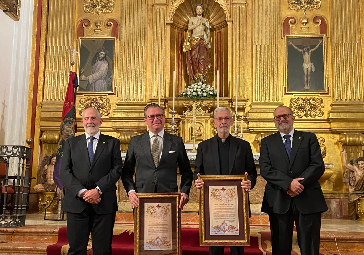 José Carlos Garín, Juan Miguel Martín, José Ferrary y Jesús Díaz durante el acto.