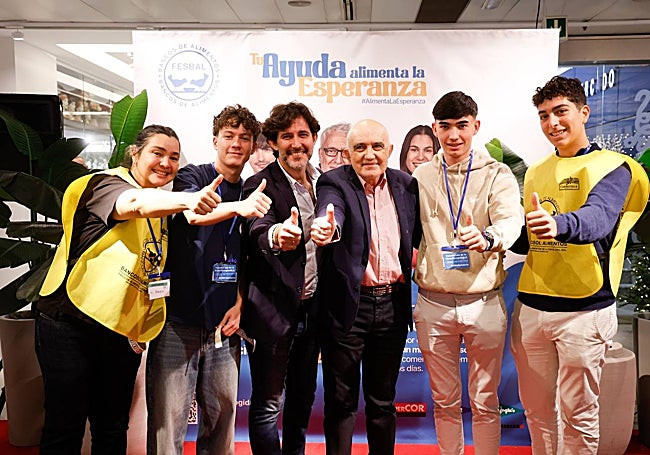 Inauguración de la Gran Recogida de Bancosol, esta mañana en uno de los centros de El Corte Inglés.
