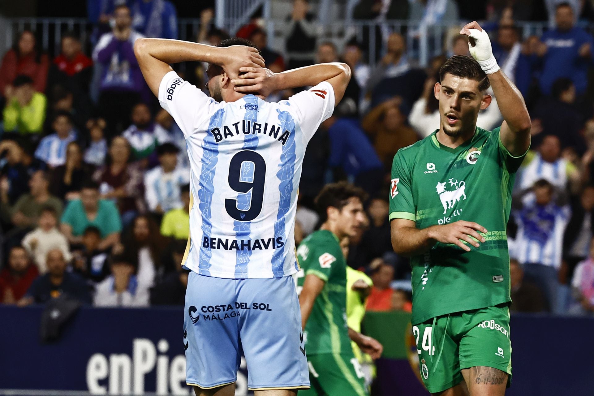 El Málaga - Racing, en imágenes