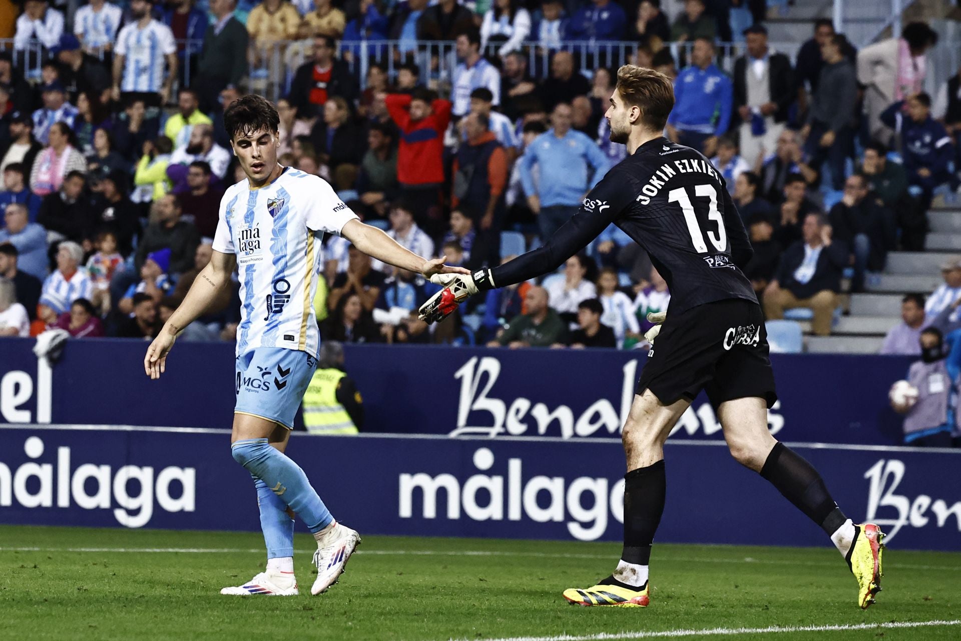 El Málaga - Racing, en imágenes