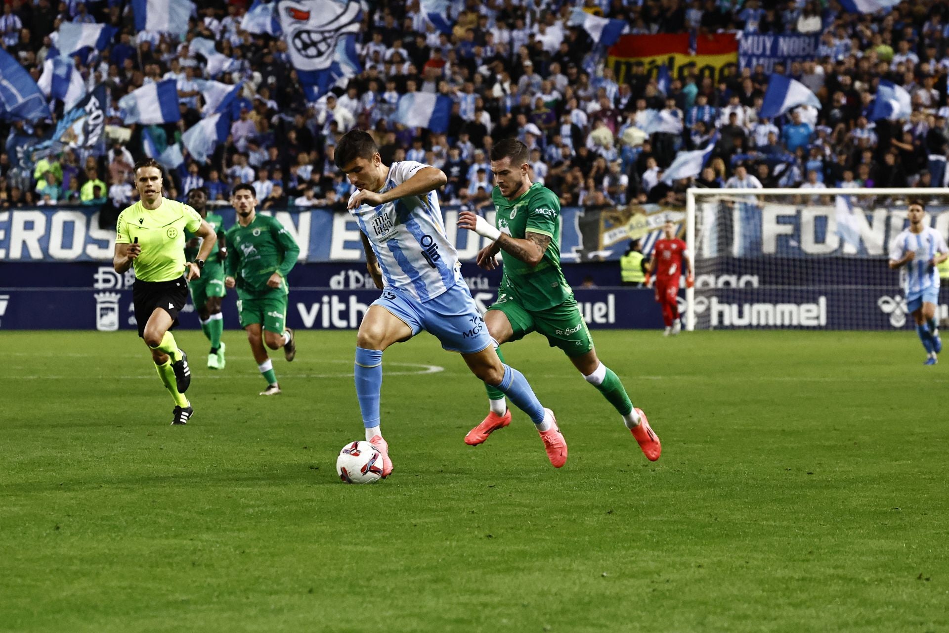 El Málaga - Racing, en imágenes