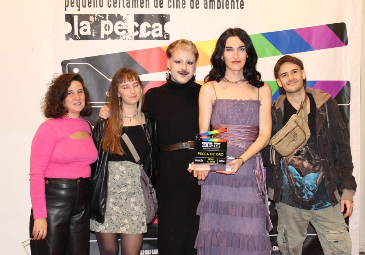 Equipo de 'Las Pardas', cortometraje ganador de La Pecca de Oro.