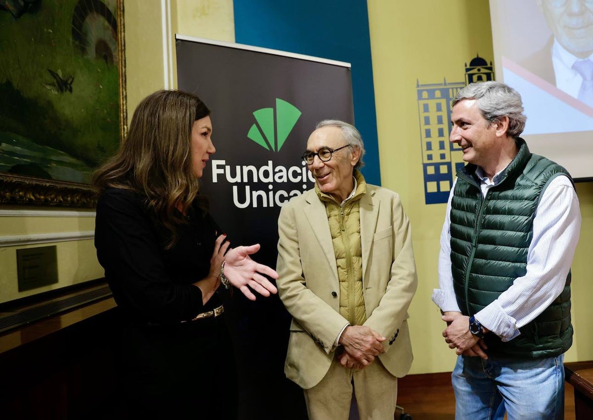 Imagen secundaria 1 - El juez Utrera, sobre los divorcios conflictivos: «He visto a niños que sufrían alopecia con 11 años por la ruptura»